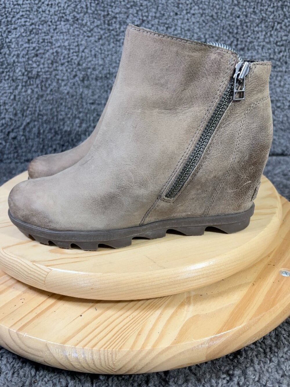Sorel Boots Joan of Arctic Wedge II Womens Size 8.5 Brown Leather Waterproof